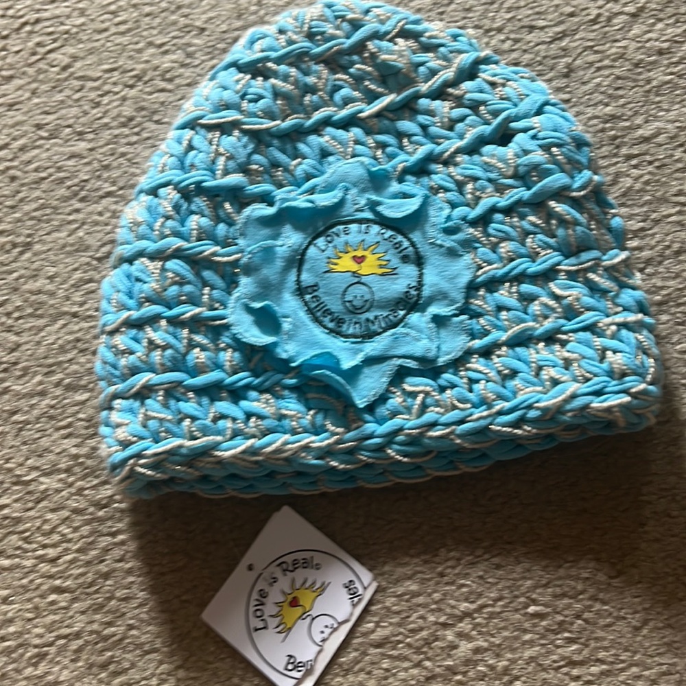 Baby warm cap, new, never worn